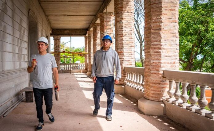 casa de los costas campana