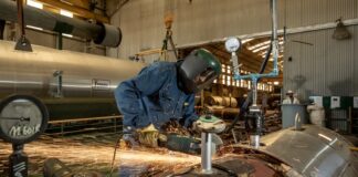 Reforma laboral del Gobierno: qué propone sobre vacaciones, indemnizaciones, despidos y los “bancos de horas”