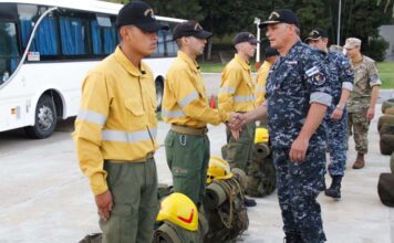 Desde Zárate la Armada Argentina desplegó brigadistas forestales a Esquel