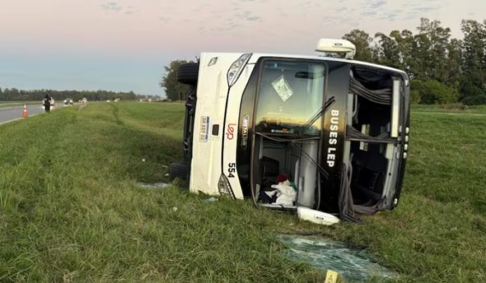 VUELCO DE COLECTIVO 2