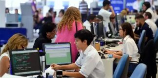 El Gobierno nacional buscará reducir el 10% del empleo público en 2026