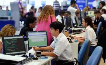 El Gobierno nacional buscará reducir el 10% del empleo público en 2026