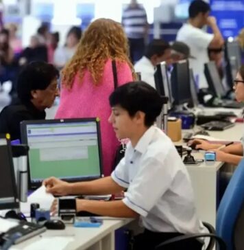 El Gobierno nacional buscará reducir el 10% del empleo público en 2026