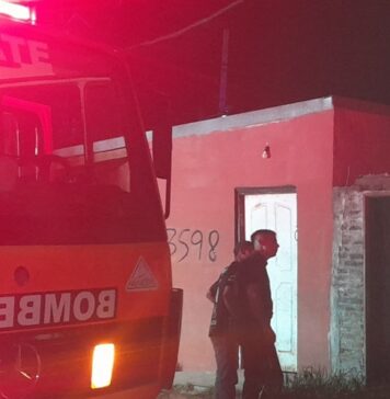 Voraz incendio afectó una vivienda: cuatro menores fueron rescatados
