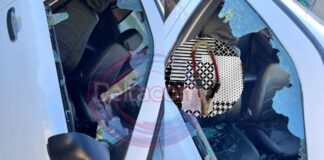 Atacaron a piedrazos con una gomera un auto y rompieron una ventanilla