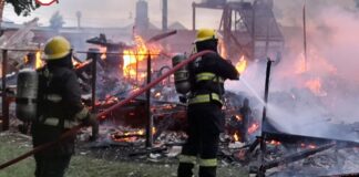 Incendio arrasó con una vivienda
