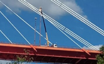 Realizaron el mantenimiento de la iluminación del complejo Zárate-Brazo Largo