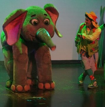 Las escuelas ya disfrutan del musical infantil “El Elefante Trompita”