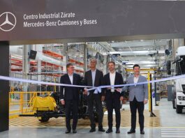 Mercedes -Benz Camiones y Buses Argentina inauguró el Centro Industrial Zárate