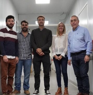 Zárate recibió equipamiento informático para mejorar la atención de pacientes en los centros de salud municipales